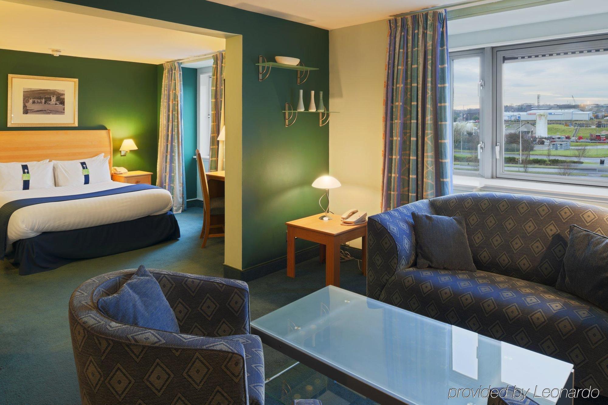 Holiday Inn Express Aberdeen - Bridge Of Don ภายนอก รูปภาพ