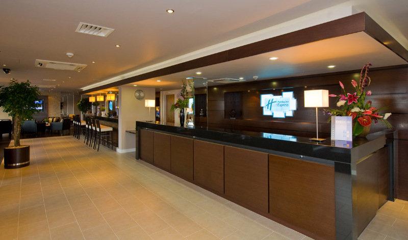 Holiday Inn Express Aberdeen - Bridge Of Don ภายใน รูปภาพ